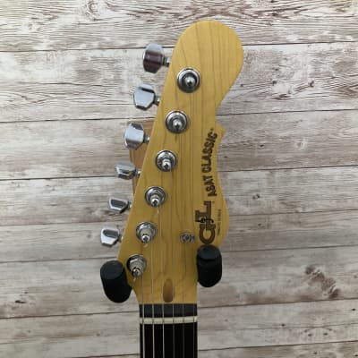 Used G&L Tribute Series ASAT Classic Bluesboy with Rosewood Fretboard 2010 Candy Apple Red image 7