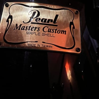 Pearl Master Custom Maple 6 pc drum set with hardware. image 3