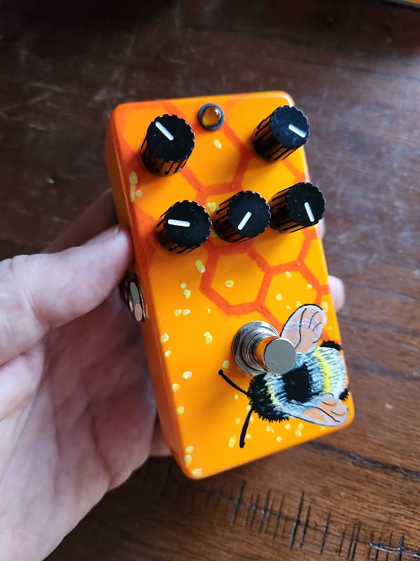 Bearfoot FX Honey BEE X OD Custom | Reverb