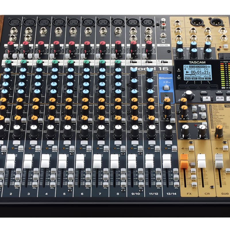 TASCAM X-48 48ch96KHz24bit ワークステーション - starrvybzonline.com