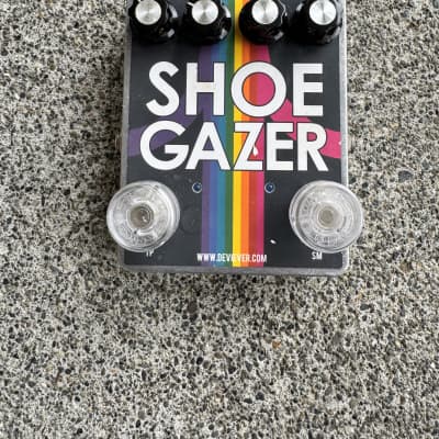 Devi Ever Shoe Gazer Fuzz | Reverb Canada