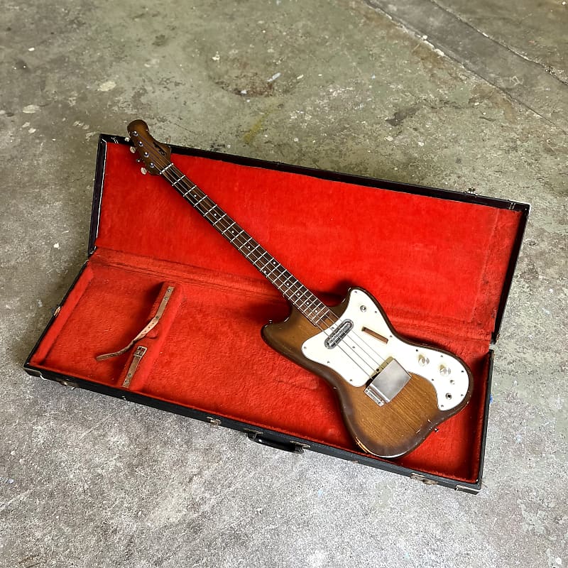 Silvertone  1442 Bass guitar 1960’s original vintage USA image 1