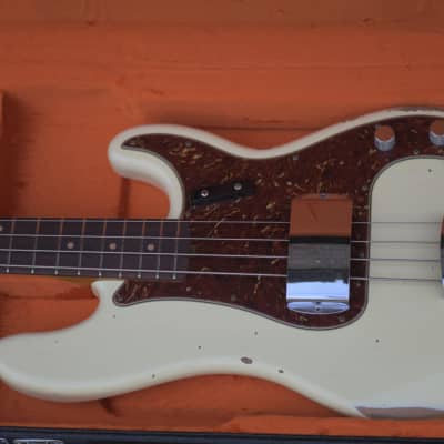 Fender Custom Shop '64 Precision Bass, Relic - Aged Vintage White image 14