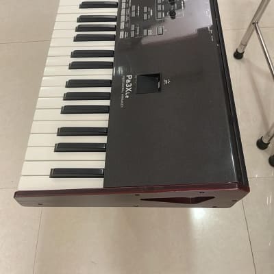 Korg PA3X LE 76 Key Professional Arranger Keyboard -USED