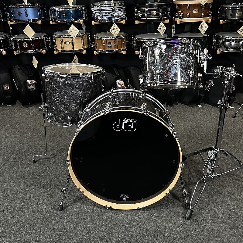 DW Performance Series 13/16/24 Drum Set Kit in Black Diamond Reverb