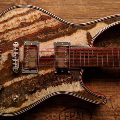 Zerberus-Guitars Nemesis with genuine 0.2" Onyx Fantastico Top Steampunked Kammerstein Z2 Humbuckers image 8