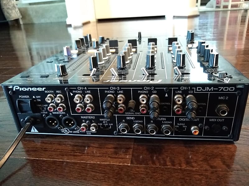 honeybunny♡ 　Pioneer DJ DJM-700-k Pioneer DJ DJM-700 4-channel DJ Mixer | Sweetwater