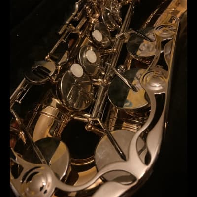 Yamaha YAS-26 Standard Alto Saxophone With Yamaha Case image 4