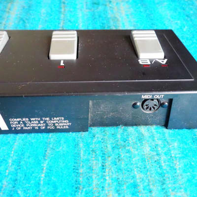 Yamaha MFC05 MIDI Foot Controller - Worldwide Shipping - F64 image 10