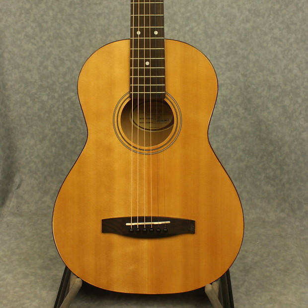 Taylor parlor deals acoustic guitar