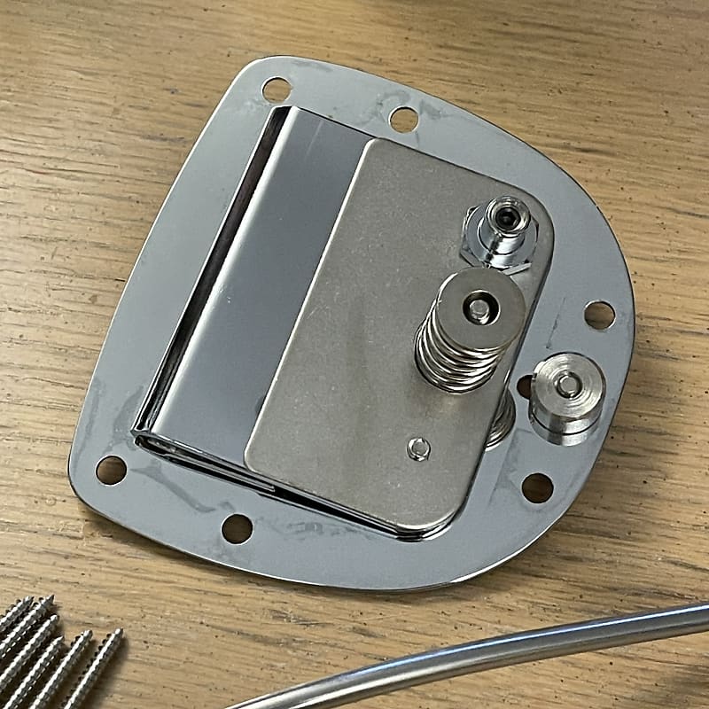 Fender Vintera '60s Jazzmaster Locking Tremolo Assembly | Reverb