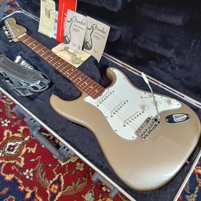 Fender American Vintage '65 Stratocaster Electric Guitar