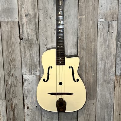 Cool 1950s  Maccaferri G40 Plastic Guitar, Highly Collectable image 2
