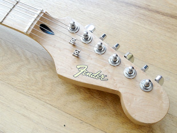 2000s Fender Lite Ash Stratocaster Electric Guitar Seymour