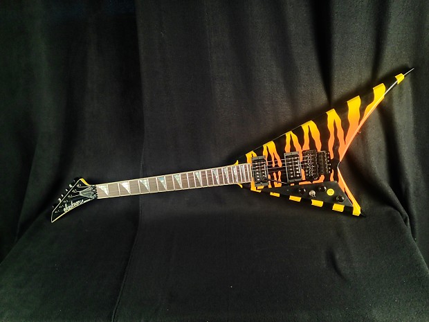 Jackson Randy Rhoads RR-1 Tiger Stripe Finish Flaw