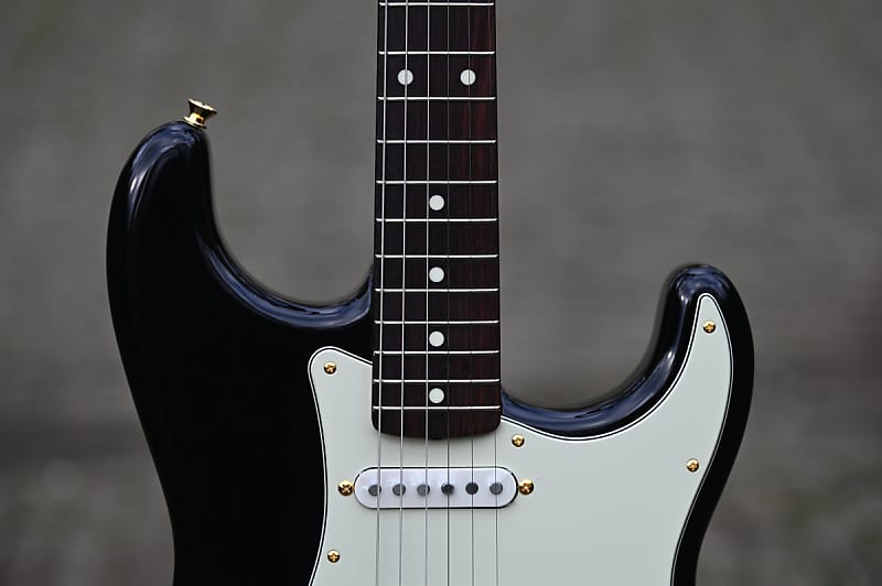 Fender FSR Made in Japan Traditional II 60s Stratocaster