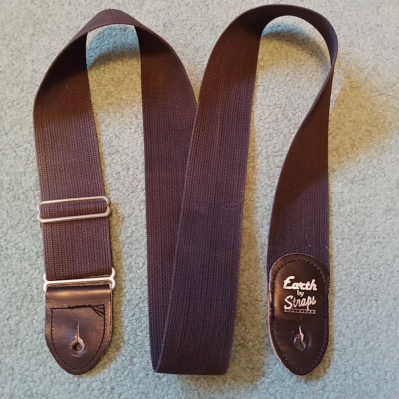 Stagg Padded Leather Guitar Strap with Chrome Buckle Brown