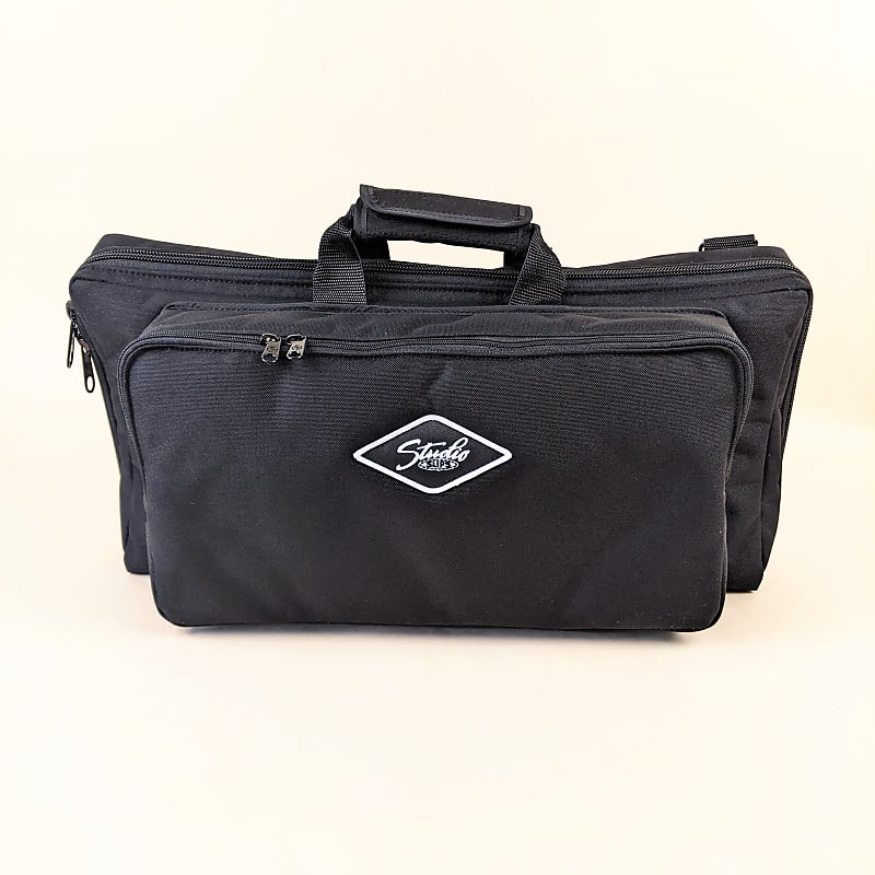Studio Slips Fractal Audio FM-9 Deluxe Gig Bag Black, Backpack Straps,  Leather Bottom, Padded Pocket