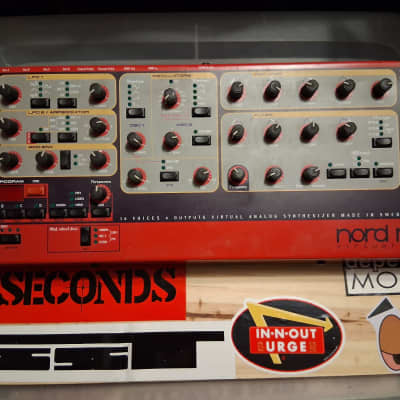 Clavia Nord Lead 2 Rack 16-Voice Virtual Analog Synthesizer