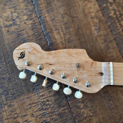 Gaylord Guitars 'Ocean' 2023 - Pine Body - Aged Honey Finish image 4