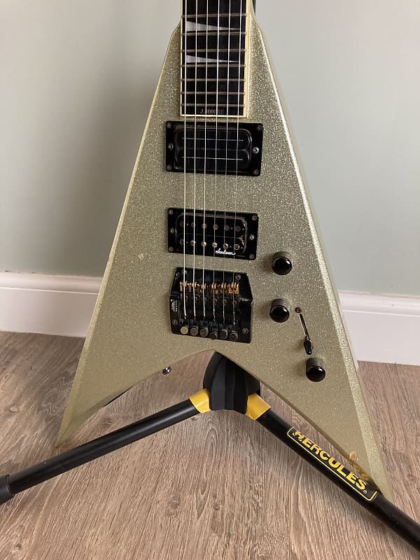 ギター dave mustaine jackson Dave Mustaine of Megadeth - Jackson Guitars King V - 1995