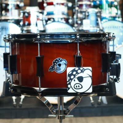 Longo deals snare drums