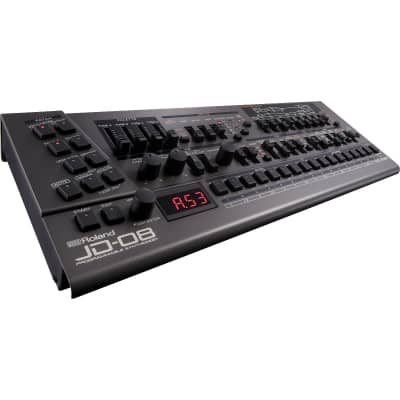 Roland JD-08 Boutique Series Programmable Synthesizer Module