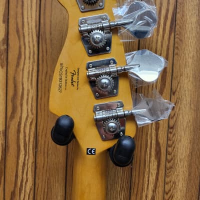 Fender Squier Classic Vibe 60's Sunburst Precision P Bass Guitar w/ Fender Hard Case image 5