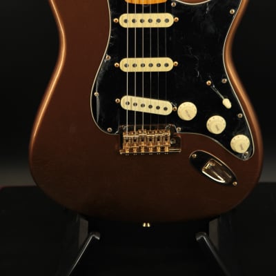 Fender Bruno Mars Signature Stratocaster 2023 - Present - Mars Mocha image 11