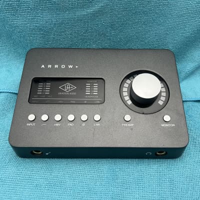 Universal Audio Arrow 2x4 Thunderbolt 3 Interface with Solo DSP