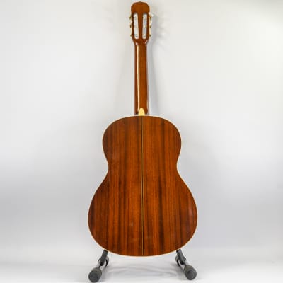 YAMAHA クラシックギター　CP-300 Yamaha CP-300 Custom TransAcoustic Hybrid Classical Guitar