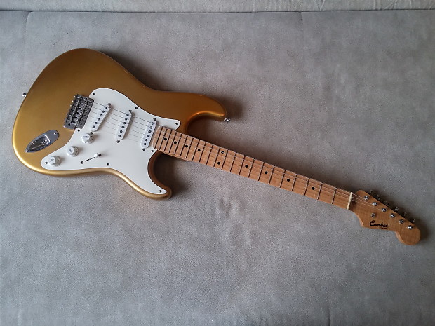 【正規取扱店】 Combat Reverb | 2005 Stratocaster Custom ギター