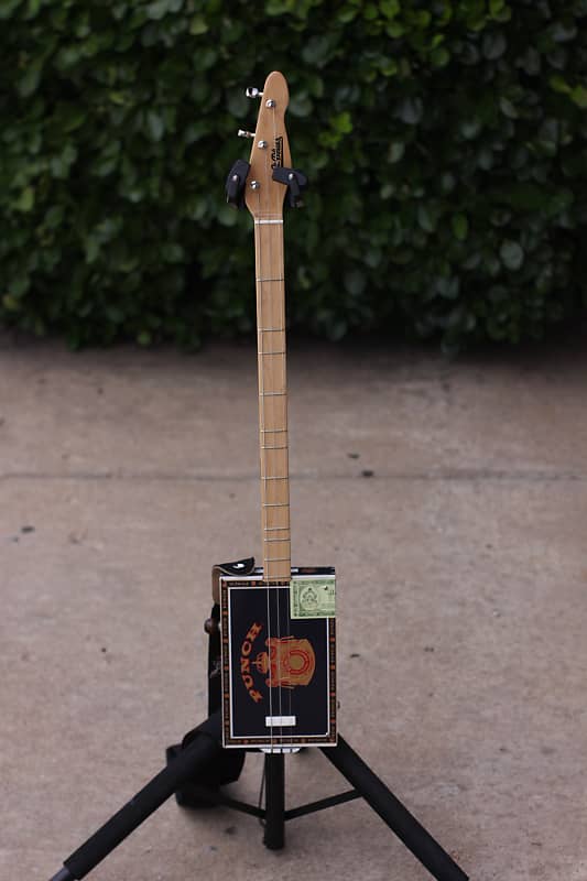 St. Blues 3String "Punch" Cigar Box Guitar with gigbag Reverb
