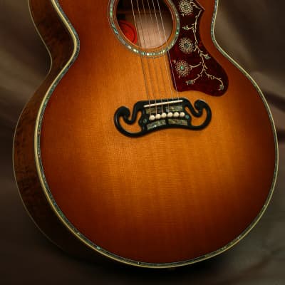 Gibson SJ-200 Masterpiece Custom Acoustic Guitar J-200 image 3