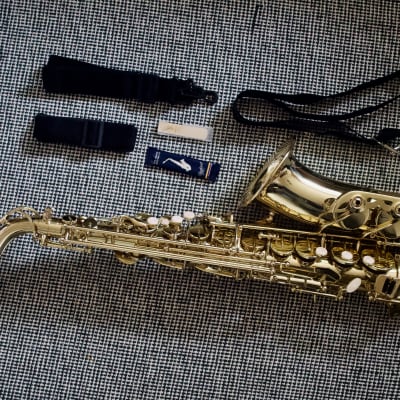 Gear4music Bb Tenor Saxophone - Lacquered Brass image 10