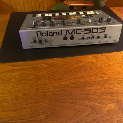 Roland MC-303 Groovebox 1990 - 1998 | Reverb