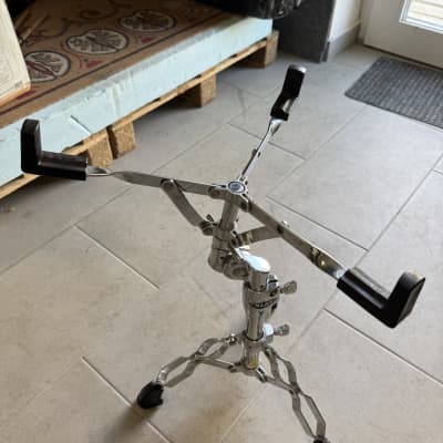 Mapex Massive snare stand image 3