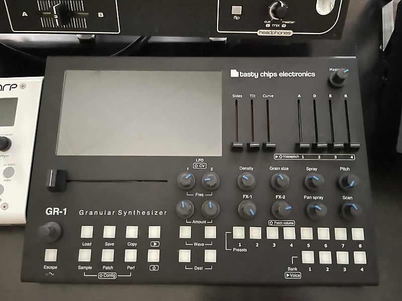 GR-1 Granular synthesizer – Tasty Chips Electronics