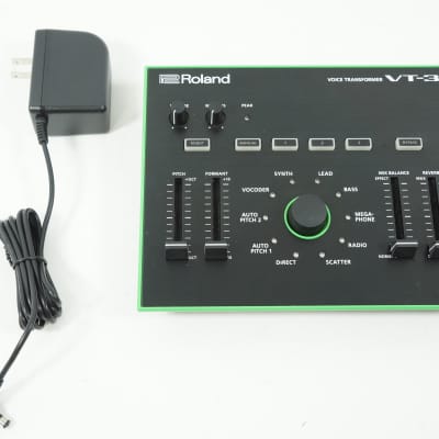 Roland VT-3 VOICE TRANSFORMER Formant Shifter Vocoder Voice 