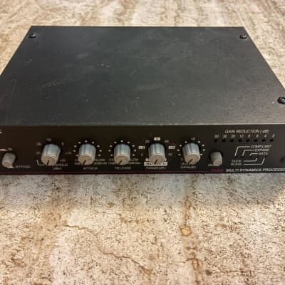 Symetrix SX208 Stereo Compressor Limiter | Reverb