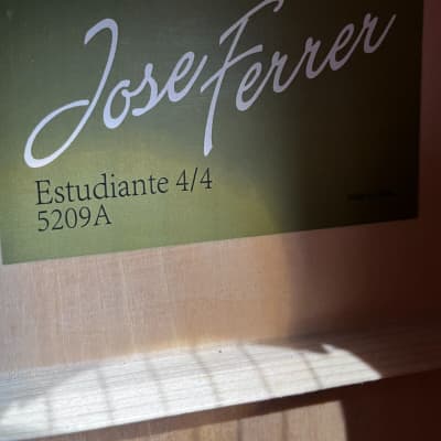 Jose Ferrer Classical Estudiante 4/4 (Three of Five In Stock) with Box image 3