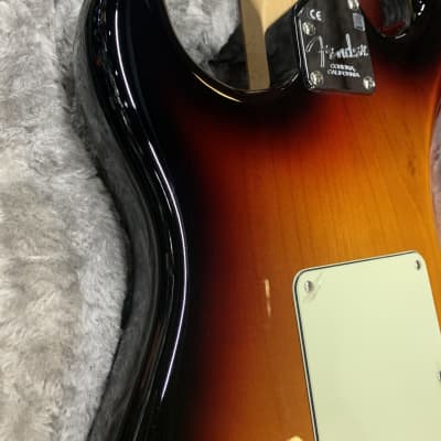 Fender American Elite HSS Shawbucker Stratocaster  Sunburst 2015 image 9
