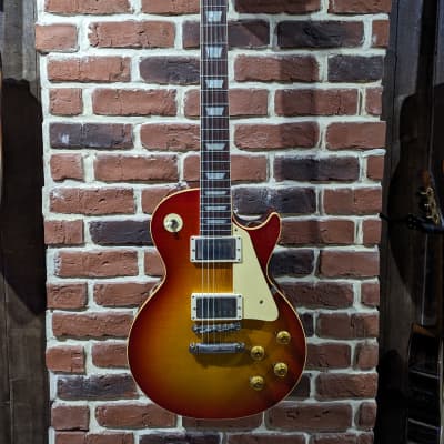 Gibson Custom Shop 1959 Les Paul Standard Reissue - VOS Washed Cherry Sunburst image 2