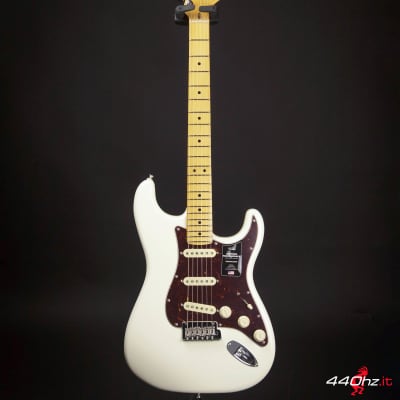 Immagine Fender American Professional II Stratocaster Maple Fretboard Olympic White - 6