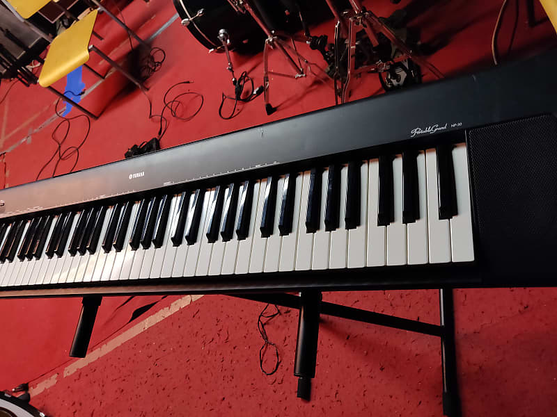 Yamaha NP-30 Portable Grand Piano