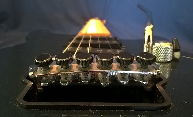 スベり知らずの飯島 Hard Relic TL type/trèmolo スベり知らずの飯島 Hard Relic TL type/trèmolo tp270