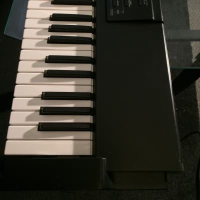 Roland XP-10 61-Key Multi-Timbral Synthesizer 1995 - 2002 - Black image 9