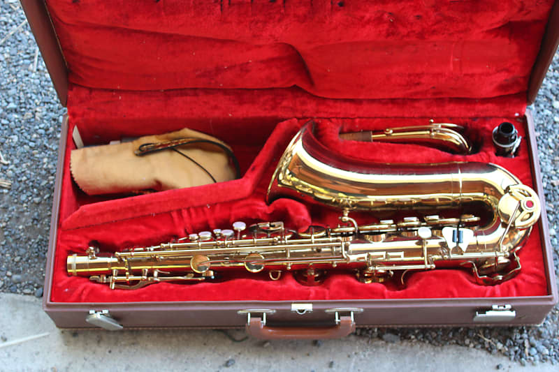 Vito Rationale System Model 35 Alto Saxophone Reverb
