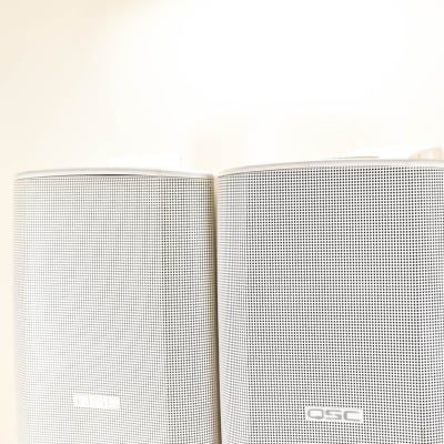QSC AD-S282H 8-inch Two-Way Loudspeaker (Pair) CG002H4 image 2