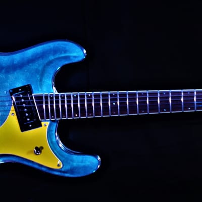 Lowell El Daga 2005 Blue Reptile Leather Mosrite Ventures style. Only one. Non Fungible Token. RARE. image 2
